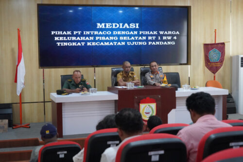 Plt Camat Ujung Pandang Pimpin Mediasi Antara PT. Intraco dan Warga Kelurahan Pisang Selatan