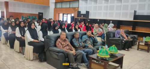 STIE Pelita Buana Gelar Kuliah Umum Perdana Tahun Akademik 2024-2025
