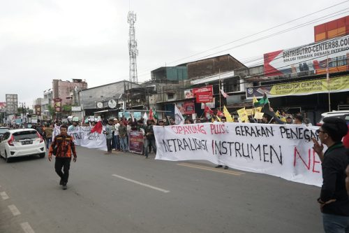 Serukan Netralitas Aparatur Negara di Gowa, Mahasiswa Gelar Aksi Damai Pawai Demokrasi