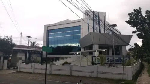 Pengelolaan Dana CSR Bank Sulselbar Barru Dinilai Tidak Transparan, Pihak Bank Tertutup