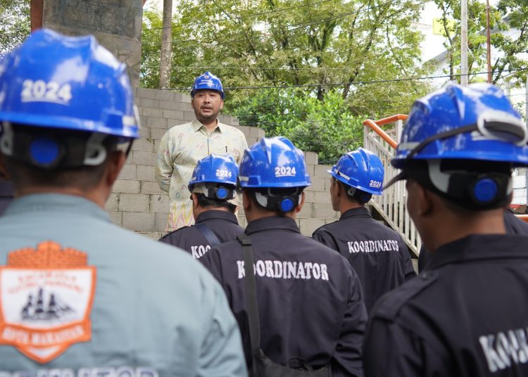 Plt. Camat Ujung Pandang Bahas Evaluasi Kebersihan 