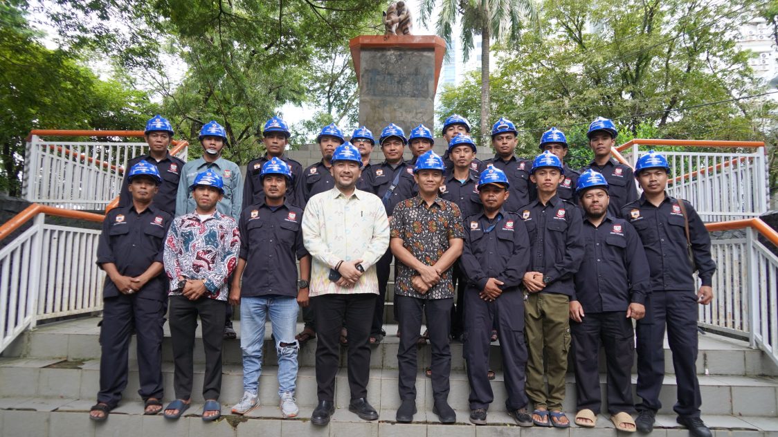 Kebersihan Makassar Jadi Sorotan, Plt Camat Ujung Pandang