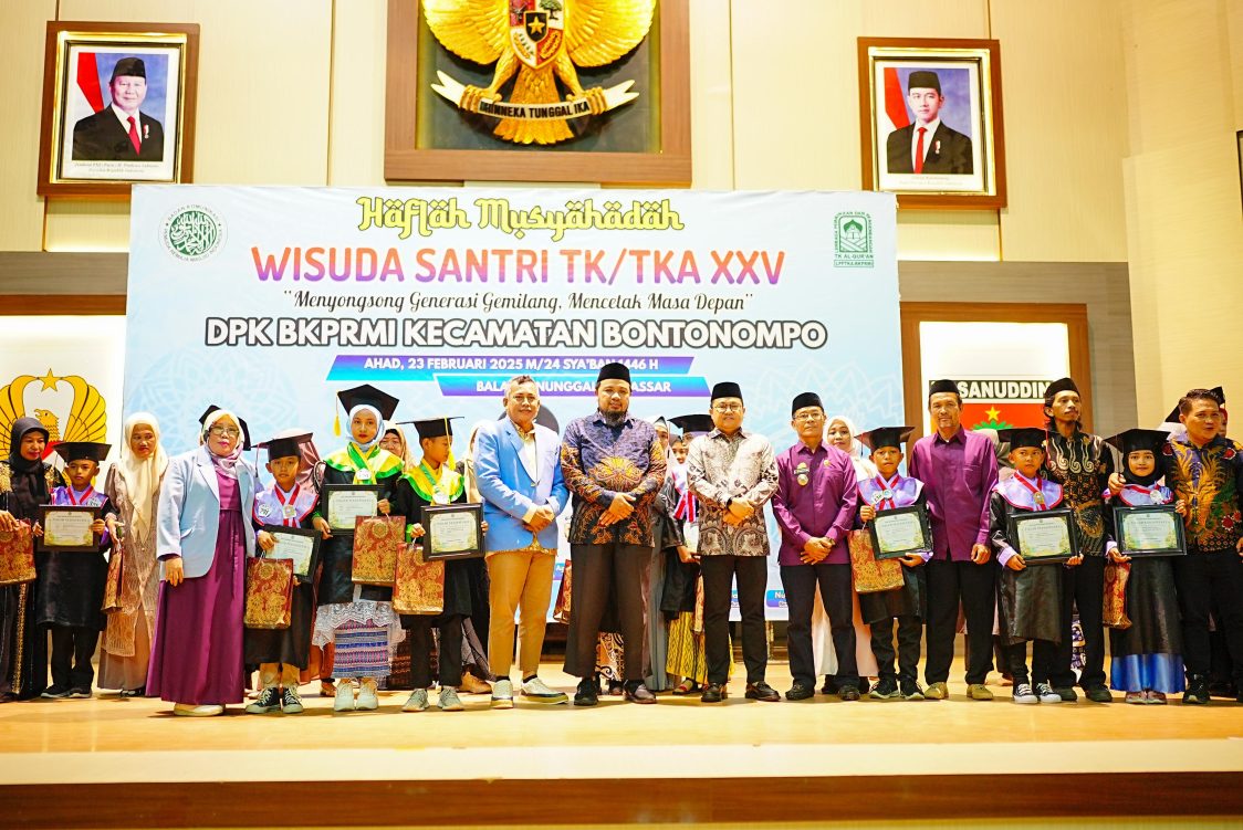 Wakil Bupati Gowa Hadiri Wisuda Santri Bontonompo TK/TPA XXV di Makassar