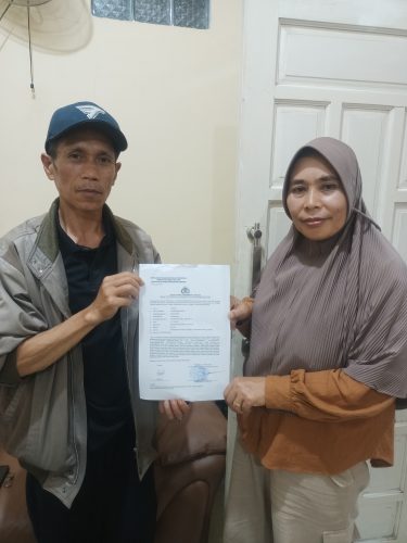 Didampingi Kuasa Hukum Warga Pattapang Laporkan Amran ke Polda Sulsel Terkait Dugaan  Keterangan Palsu dan Pemasangan Papan Bicara di Tanah Masyarakat