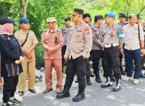 Polres Enrekang Amankan Konstatering Lahan Sengketa Di Baroko