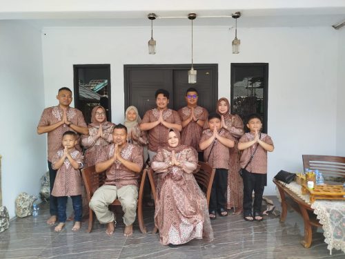Tradisi Lebaran, Keluarga H. Azhar Adakan Open House di Kediaman Jakarta Barat