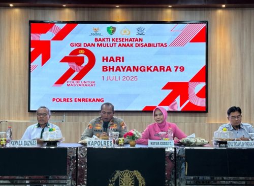 HUT Bhayangkara ke-79 Polres Enrekang dan BAZNAS Gelar Bhakti Sosial Murid SLB