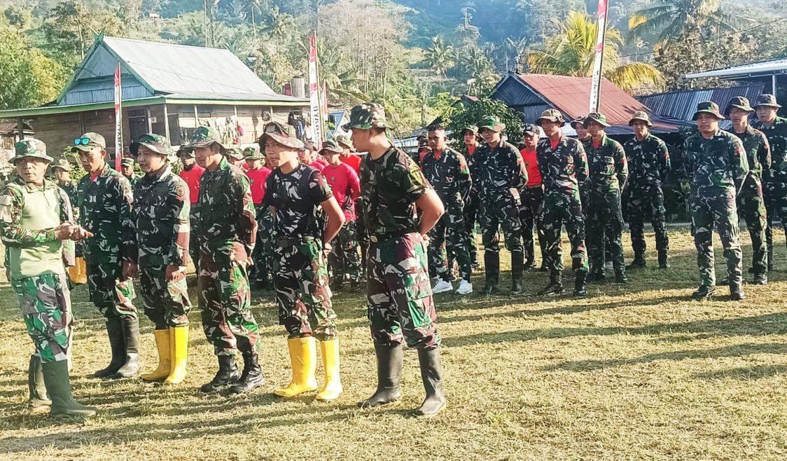 Pagi Ini, Personel Satgas TMMD 125 Laksanakan Apel Pengecekan Sebelum Menuju Sasaran