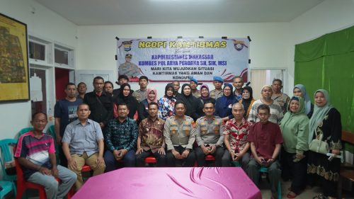 Camat Ujung Pandang dan Wakapolrestabes Makassar Ngopi Kamtibmas di Losari