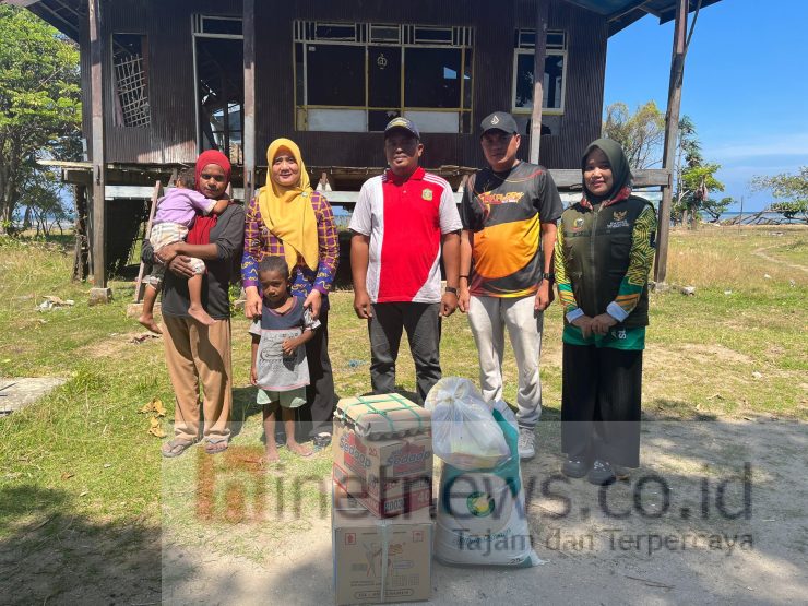 Istri Bupati Takalar Bantu Ibu Dua Anak di Laikang yang Ditelantarkan Suami