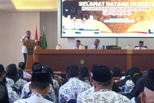 Bupati Takalar Resmi Buka Konferensi PGRI 2025–2030, Dorong Sekolah Digital