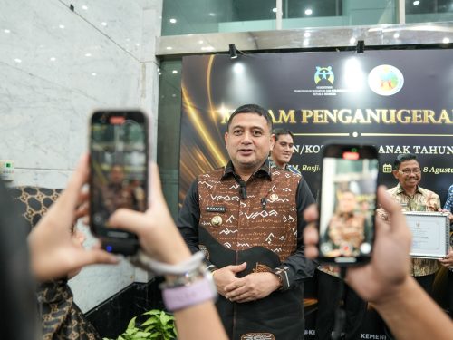 Munafri Arifuddin Targetkan Kategori Utama Usai Makassar Pertahankan Predikat KLA Nindya