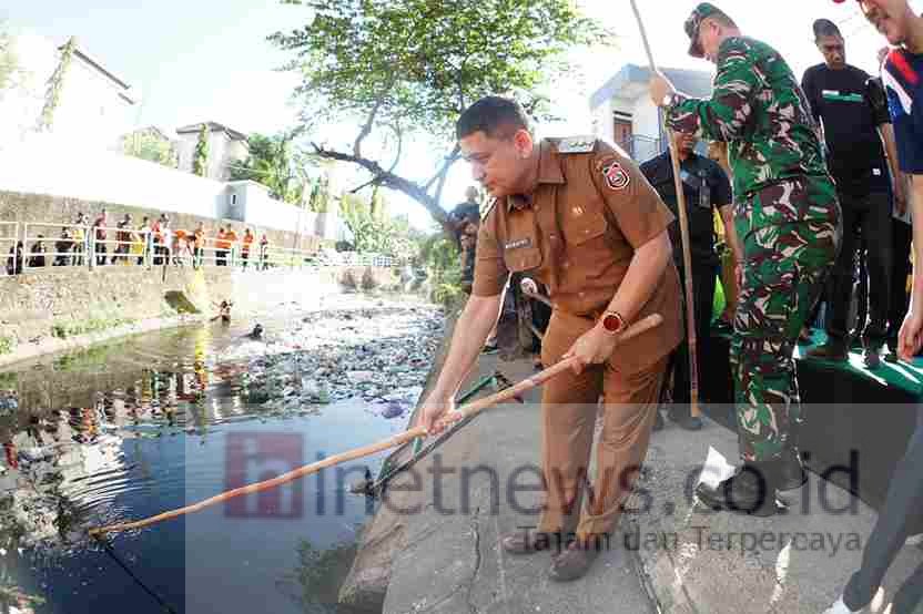 Wali Kota Munafri Pimpin Pembersihan Kanal, Libatkan Seluruh Elemen