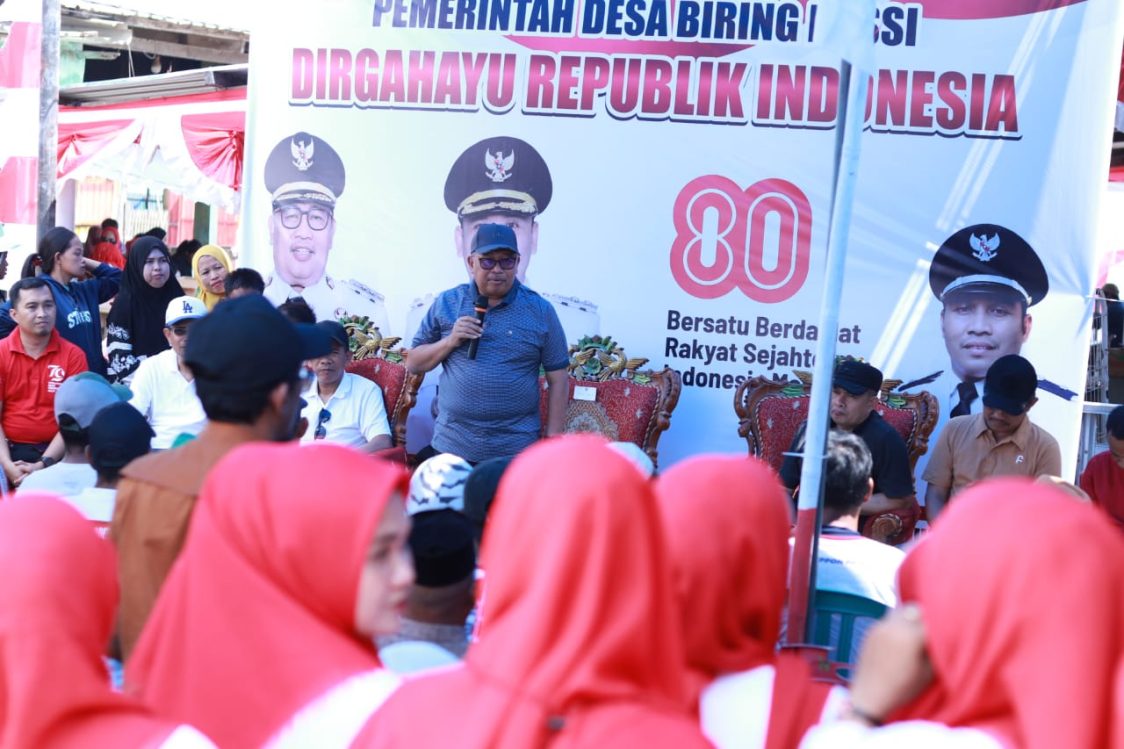 Bupati Takalar Lepas Pawai Perahu Merah Putih di Desa Biring Kassi