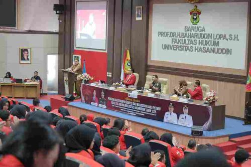 Wali Kota Makassar Motivasi Mahasiswa Baru Fakultas Hukum Unhas 2025