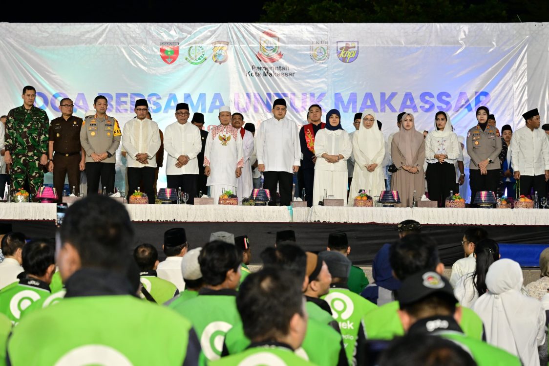 Lapangan Karebosi Jadi Saksi Doa Bersama Lintas Agama untuk Jaga MakassarTa