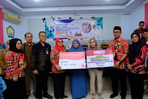 Bupati Gowa Resmi Luncurkan KKS, PKH, dan Program Sembako di Kecamatan Somba Opu