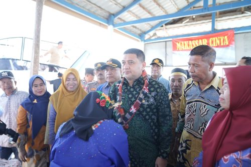 Munafri Dorong Pembuatan Biopori Besar untuk Olah Sampah Organik di Pulau