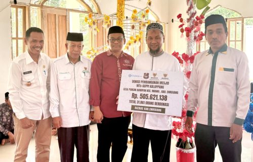 Baznas Galang dana Berhasil Bangun Masjid MTs Guppi Kaluppang Diresmikan