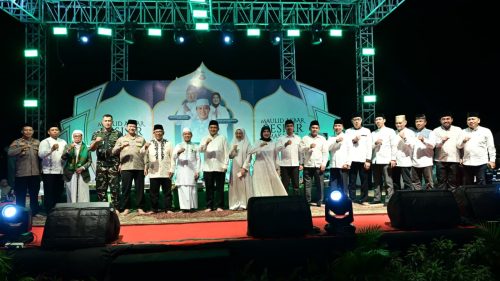 Pemkot Makassar Gelar Maulid Akbar Pesisir di Paotere, Ribuan Warga Padati Dermaga