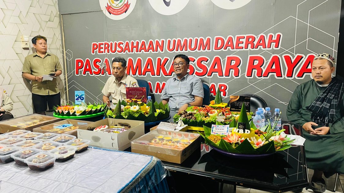 Perumda Pasar Makassar Perkuat Kebersamaan di Usia ke-26 Tahun