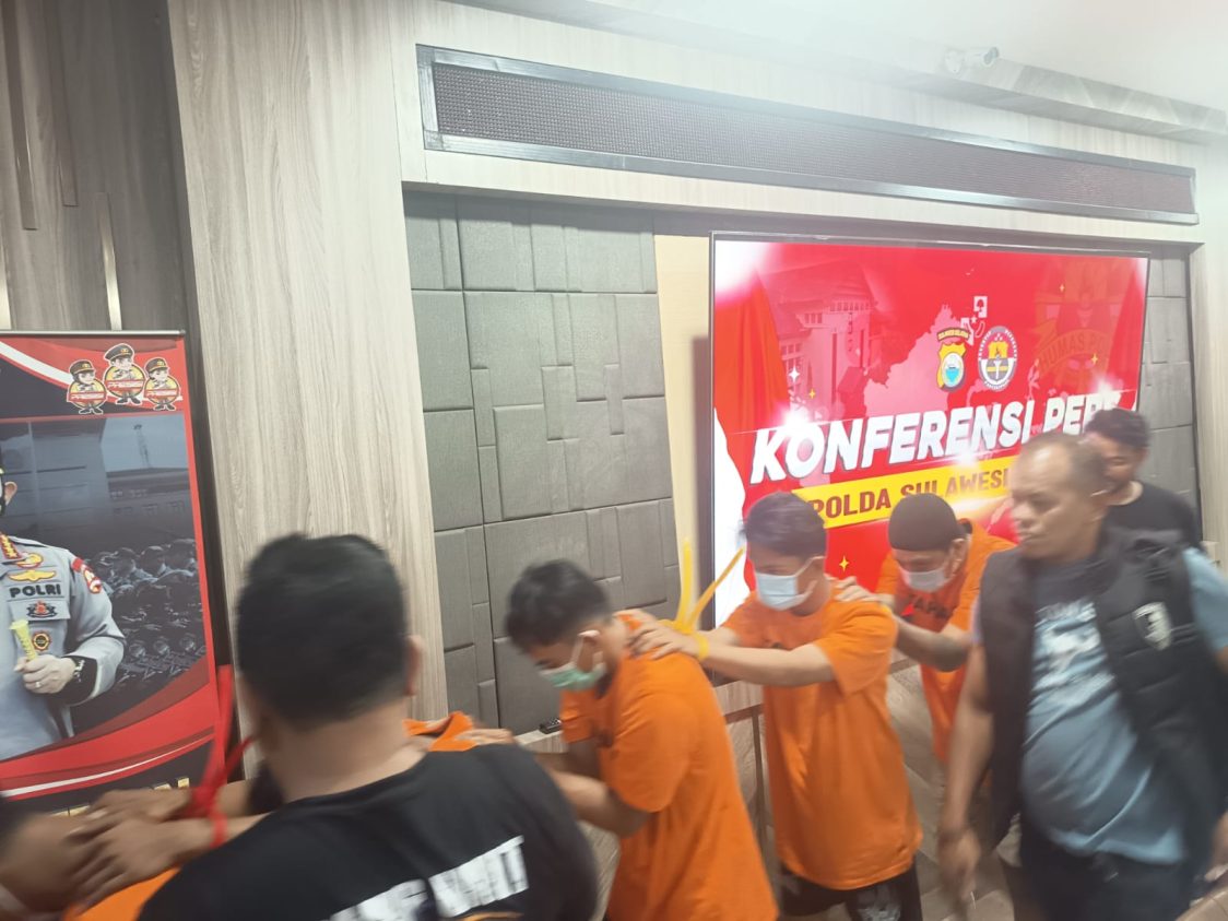 Pelaku Pembakaran DPRD Makassar dan Sulsel, 29 Tersangka Termasuk 10 Anak di Bawah Umur