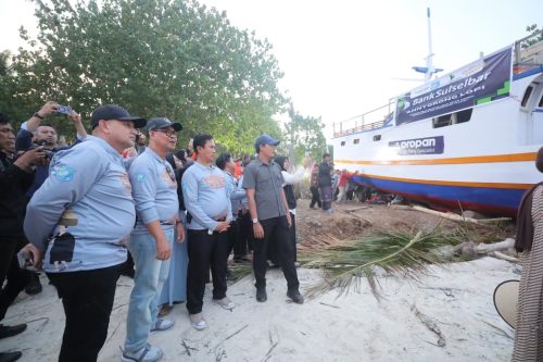 Wali Kota Makassar Munafri Hadiri Pembukaan Festival Phinisi 2025 di Bulukumba