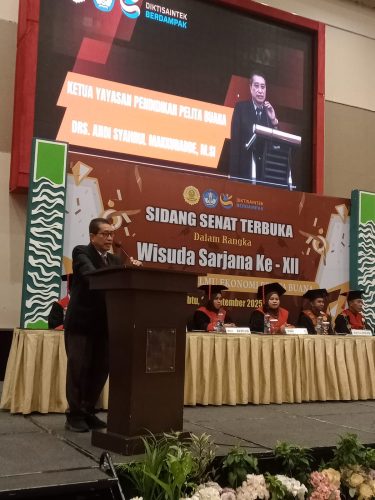 STIE Pelita Buana Wisuda 160 Sarjana