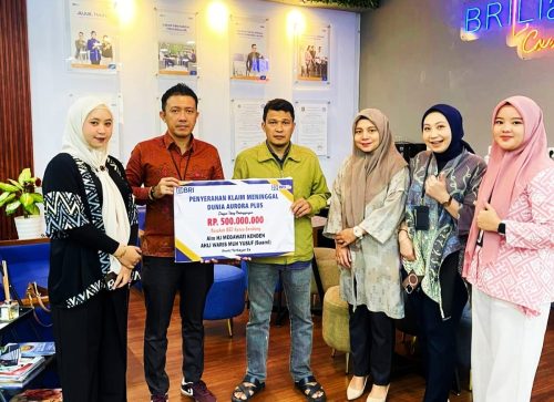 Nasabah BRI Cab. Enrekang Meninggal, Terima Hak Asuransi AURORA Plus BRILife 500 Juta