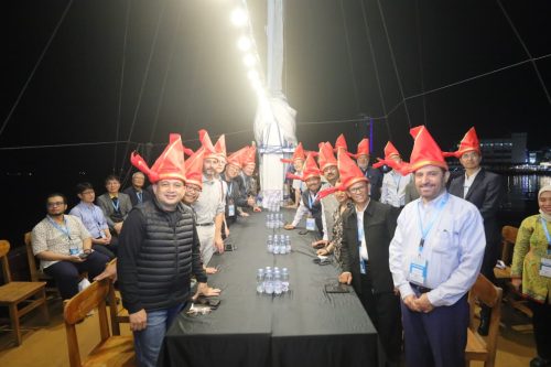Suasana Hangat di ACRS 2025 Cultural Dinner, Wali Kota Makassar Ajak Delegasi Nikmati Angin Mamiri