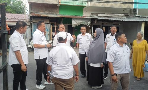 Direktur Operasional Perumda Pasar Makassar Tinjau Lokasi Kebakaran Pasar Kerung-Kerung