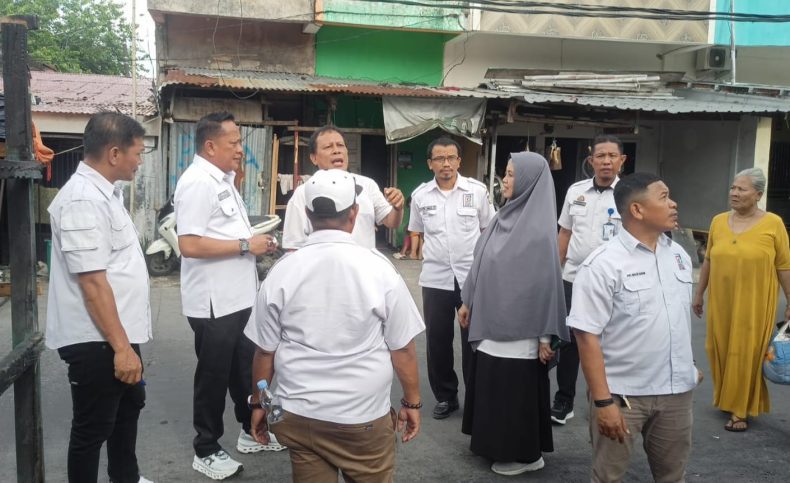 Direktur Operasional Perumda Pasar Makassar Tinjau Lokasi Kebakaran Pasar Kerung-Kerung