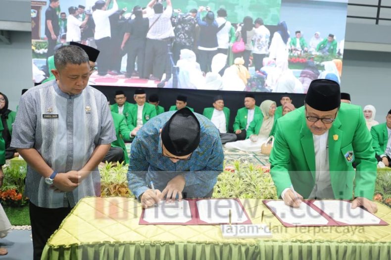 Munafri Arifuddin dan Rektor UMI Teken MoU, Perkuat Kolaborasi Pendidikan dan UMKM Makassar