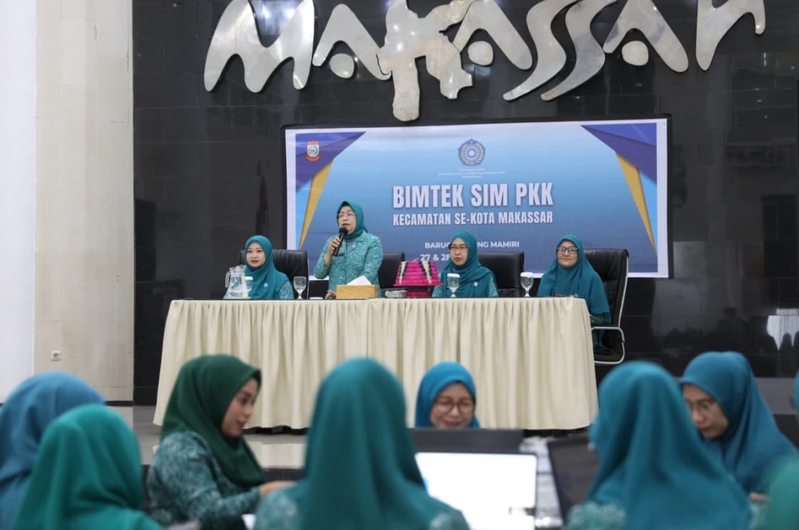 TP PKK Makassar Latih Kader Kelurahan dan Kecamatan Gunakan Aplikasi SIM PKK Secara Digital