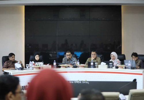 Sekda Makassar Zulkifly Terima Tim KemenPAN-RB, Bahas Evaluasi AKIP 2025
