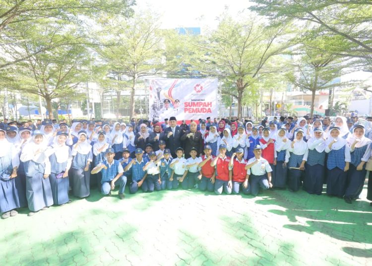 Peringati Hari Sumpah Pemuda 2025, Munafri Arifuddin: “Pemuda Pemudi Bergerak, Indonesia Bersatu!”