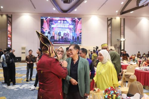 Kompak, Appi-Aliyah Hadiri Mukernas dan HUT ke-49 KKSS di Hotel Claro