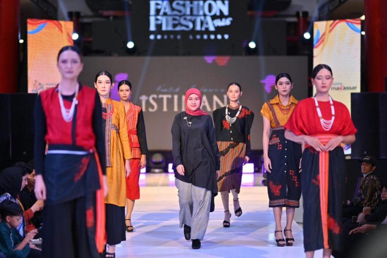 Dispar Makassar Buka Fashion Fiesta Vol. 6, Ajang Kreatif Anak Muda