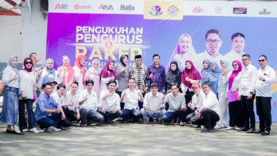 Bertema “Dulu Kita Teman, Sekarang Kita Keluarga”, IKA Grafika SMKN 4 Gowa Resmi Dilantik