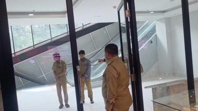 Sidak MPP, Appi Geram Temukan Pegawai Santai Merokok di Jam Kerja