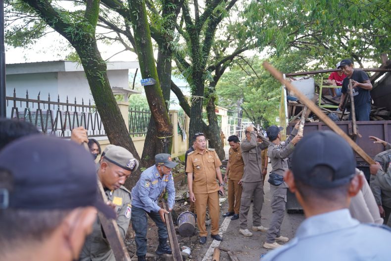 Cegah Macet, PK5 di Sekitar GOR Sudiang Ditertibkan