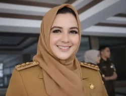 Bupati Pekalongan Tersangka Korupsi, Berdalih Tak Paham Hukum karena Pedangdut