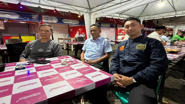 Tak Sekadar Jualan Takjil, Bazar Ramadan Topaz Raya Makassar Juga Gelar Lomba Karaoke