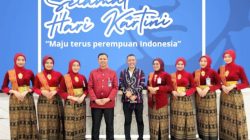 Busana Adat Pinca BRI Cabang Enrekang Dan Kebaya Karyawati Layanan Teller Sambut Hari Kartini