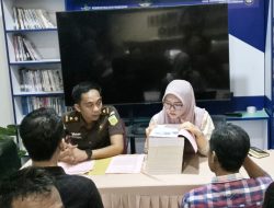 Dua Tersangka SM Dan HD Kasus Bansos Dugaan Korupsi BPNT 4,8 Milyar Ditahan Kejari Enrekang 