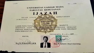 Hakim Tak Bahas Keaslian, Status Ijazah Jokowi Belum Jelas