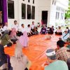 Wabup Enrekang Andi Tenri Liwang Lesehan Santai Temui Warga Ampu Maiwa